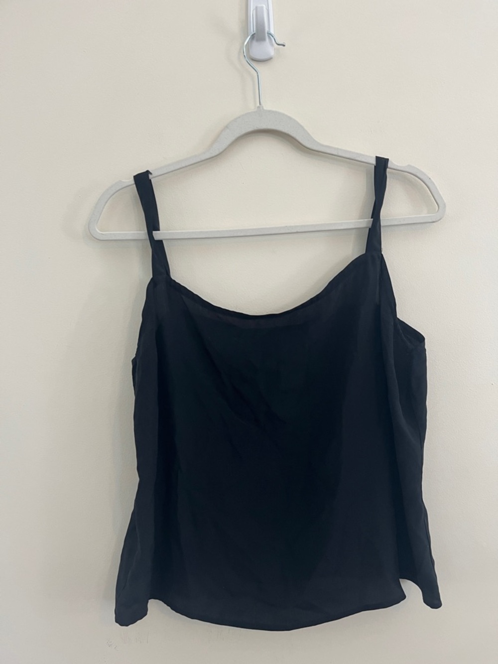 Vintage Tess 100% Silk Black Cami Tank Top Minimalist Classic Layer Summer Chic
